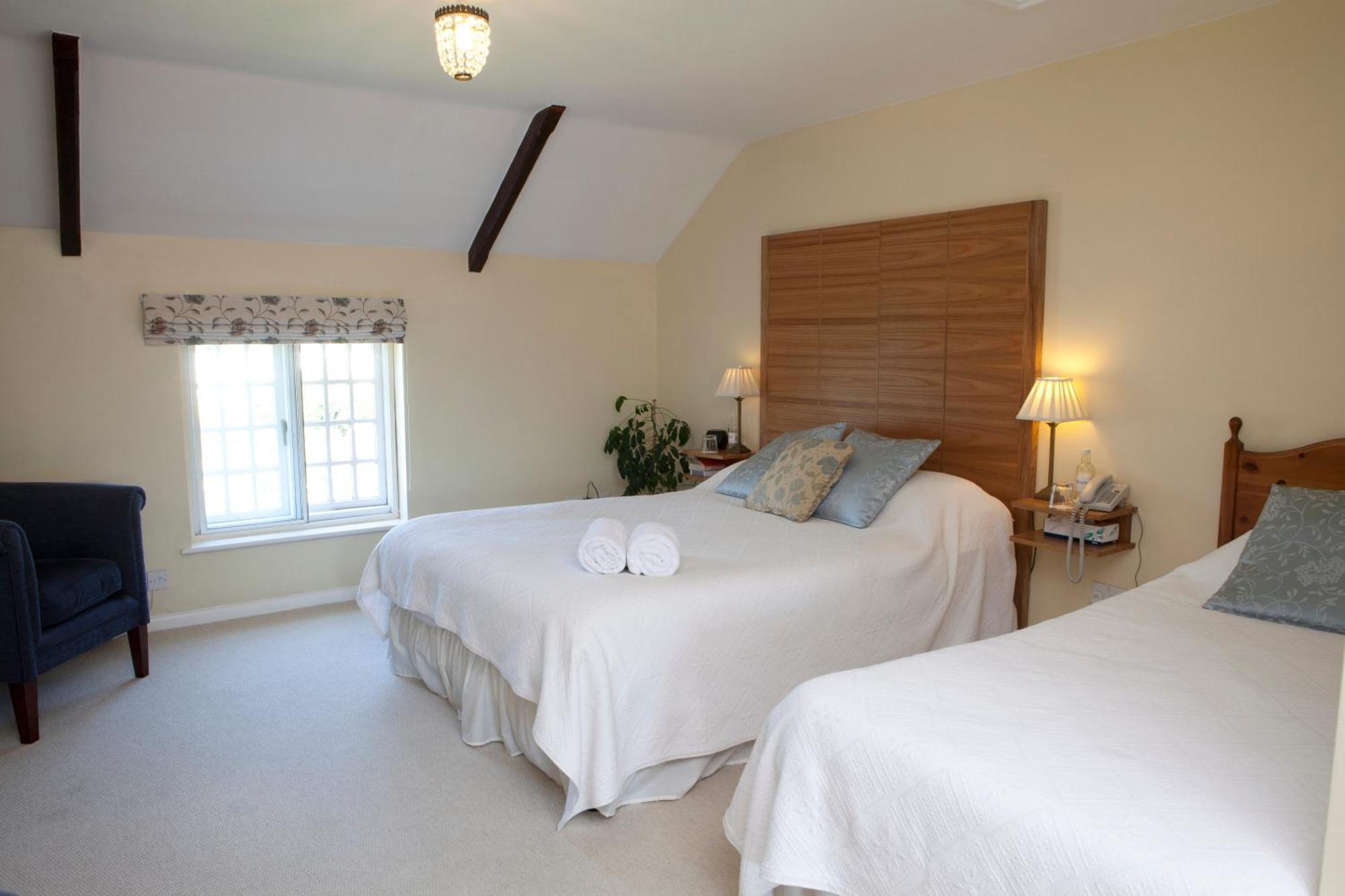 Yalbury Cottage Higher Bockhampton Room photo